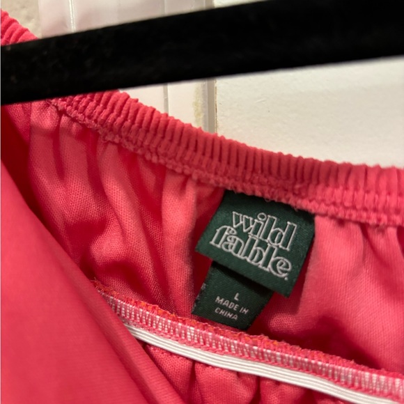 Halter neck top - Picture 2 of 2